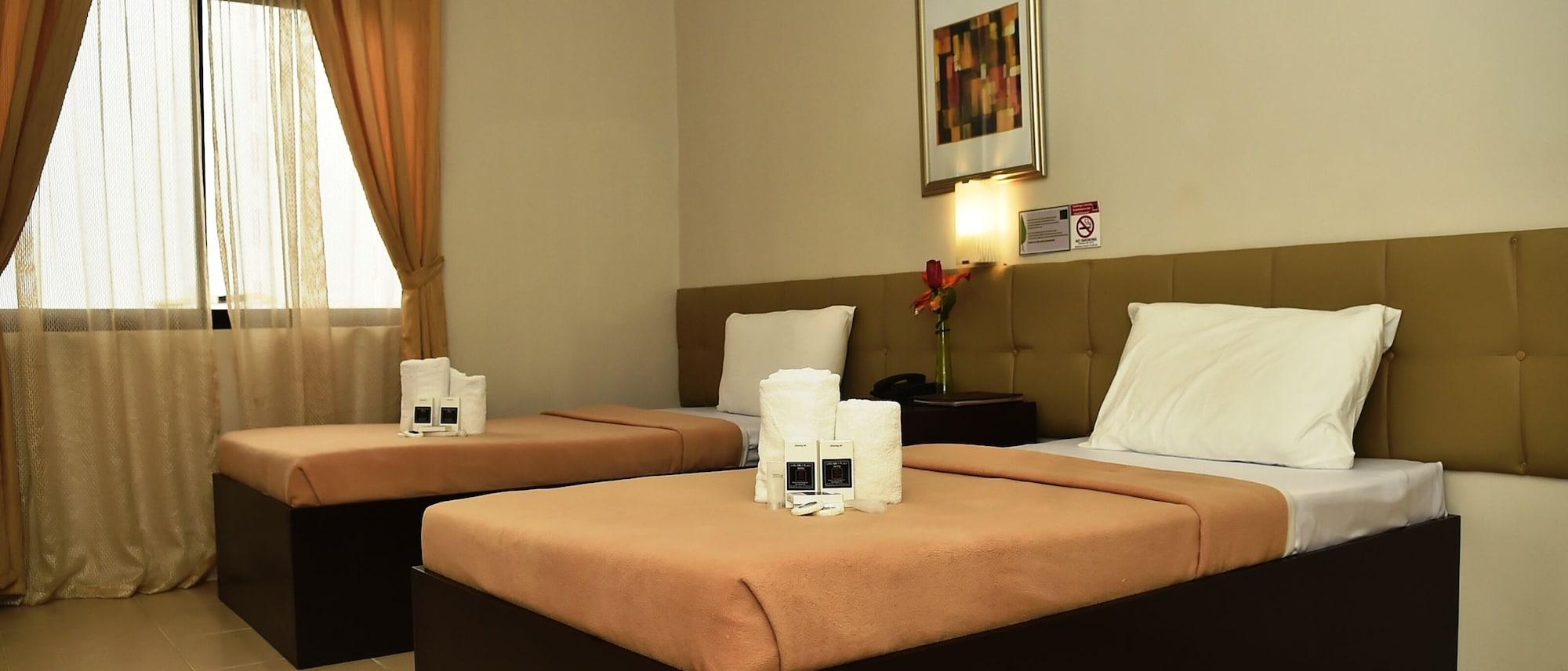 Columbus Plaza Hotel General Santos City Eksteriør billede