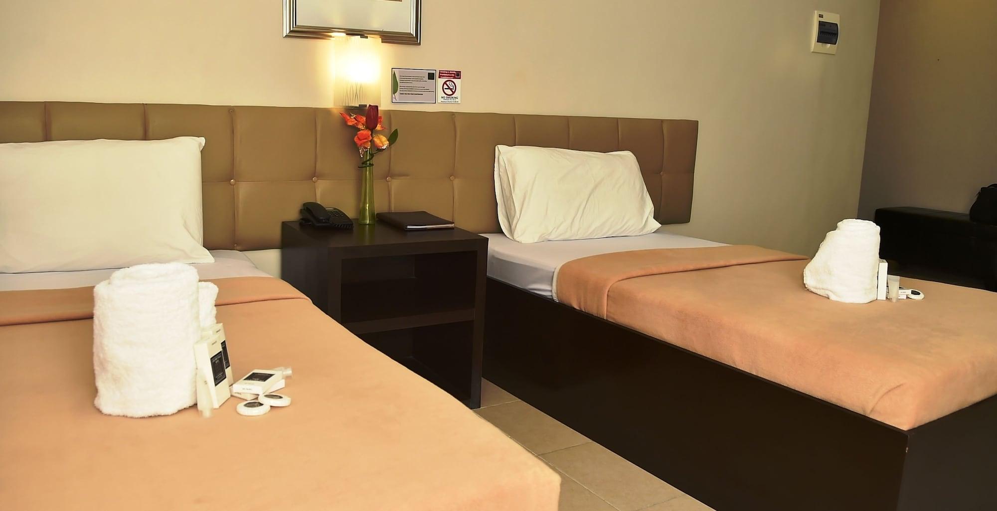 Columbus Plaza Hotel General Santos City Eksteriør billede