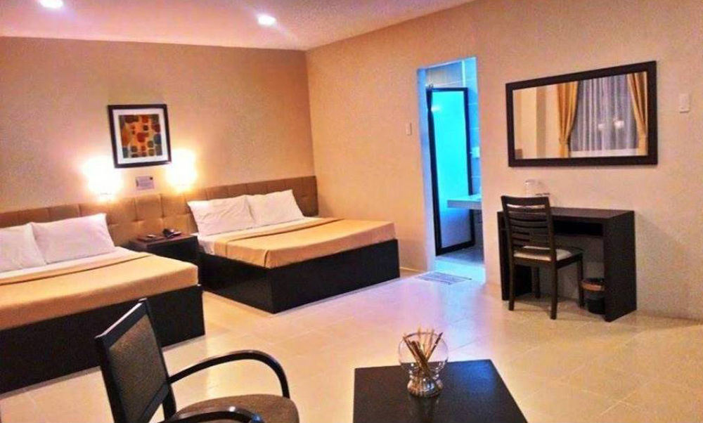Columbus Plaza Hotel General Santos City Eksteriør billede