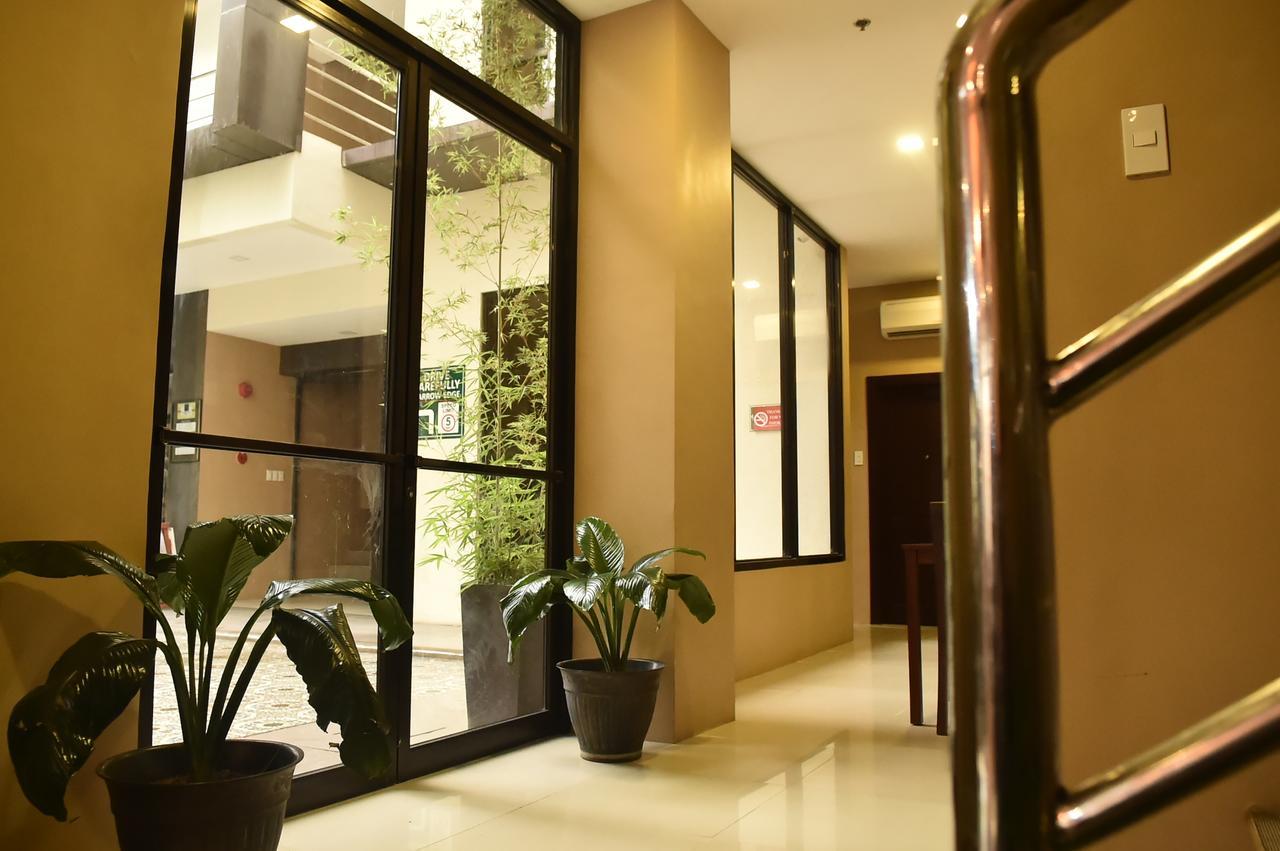 Columbus Plaza Hotel General Santos City Eksteriør billede