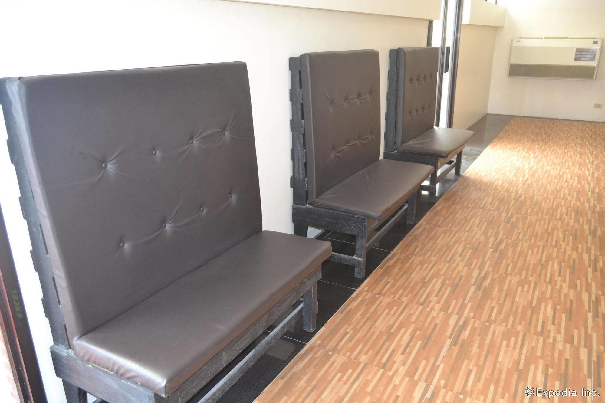 Columbus Plaza Hotel General Santos City Eksteriør billede