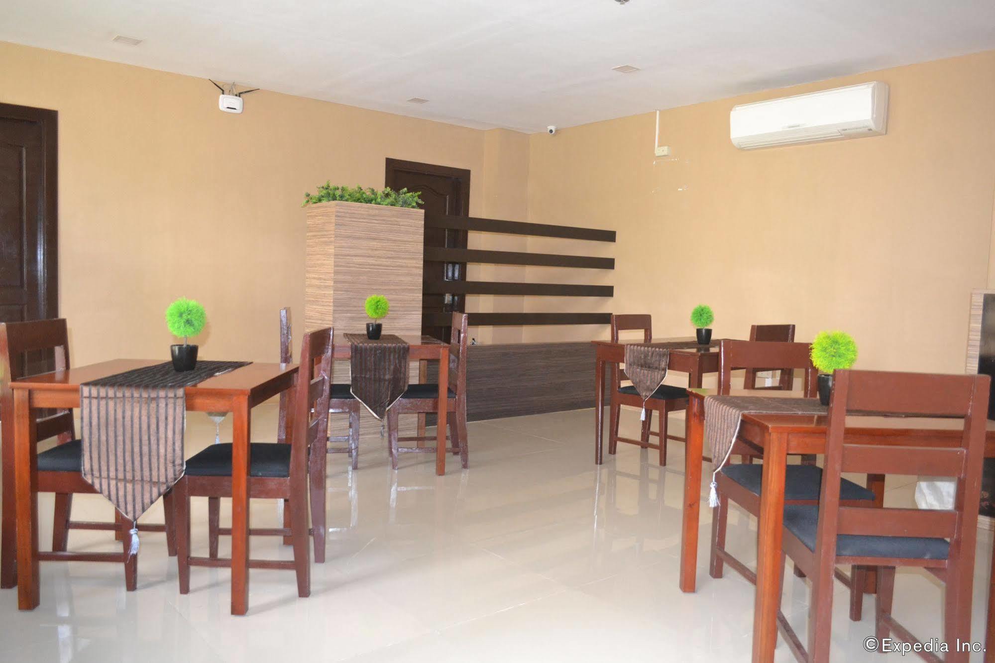 Columbus Plaza Hotel General Santos City Eksteriør billede